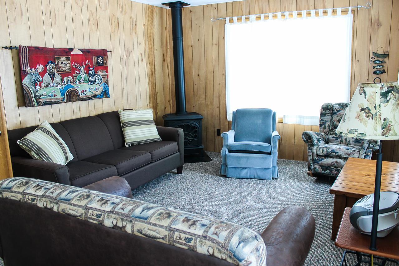 Nitschke'S Northern Resort Миноккуа Экстерьер фото