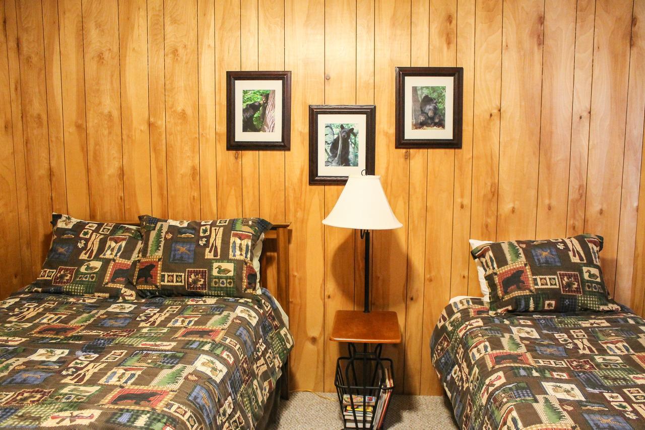 Nitschke'S Northern Resort Миноккуа Экстерьер фото