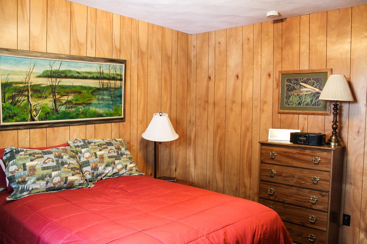 Nitschke'S Northern Resort Миноккуа Экстерьер фото