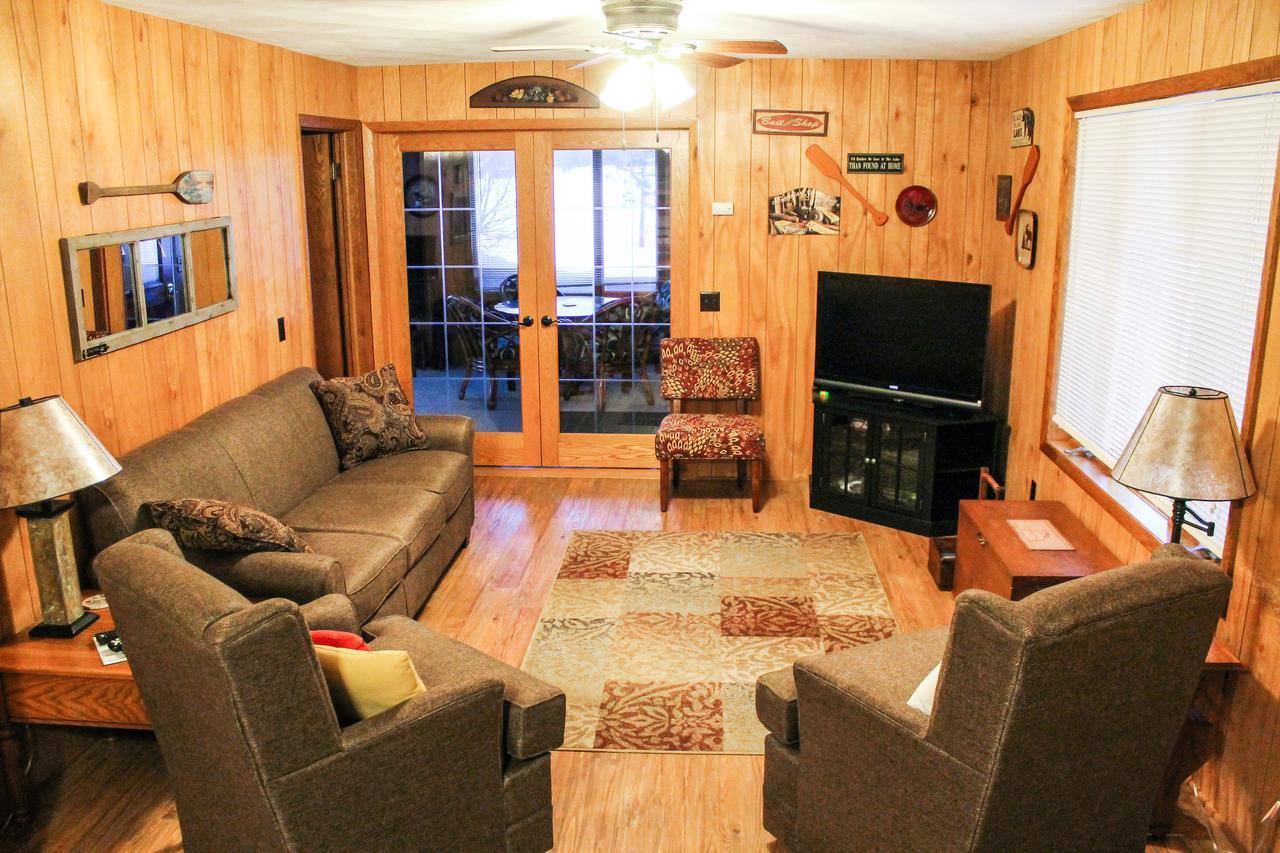 Nitschke'S Northern Resort Миноккуа Экстерьер фото