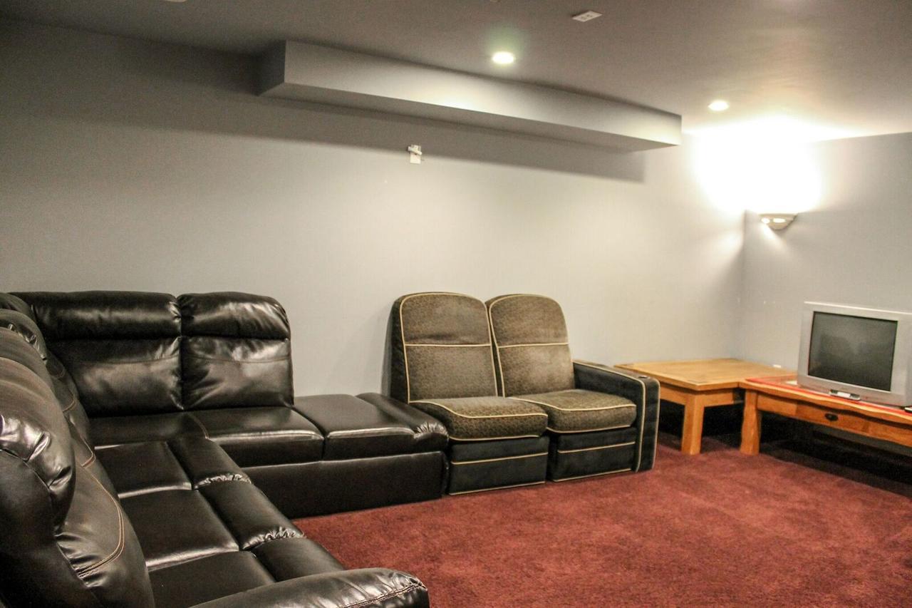 Nitschke'S Northern Resort Миноккуа Экстерьер фото